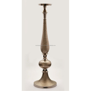Base de metal al por mayor de aluminio fundido con hoyuelos para velas • Soporte elevador para banquetes con base de trompeta grande - Product Image 1