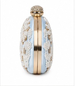 Pochette élégante pour femme avec perles, motif floral, bleu clair, sac de soirée/mariage, fermeture à loquet, sans bandoulière - Product Image 4