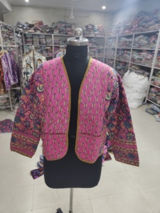 Manteau court pour femme à imprimé floral, col en V, devant ouvert, style bohème, vêtement d'extérieur décontracté, manches trois quarts, tissu polyester, CADEAU - Product Image 1