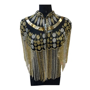 Robe Cape Noire Ornée de Perles et Franges de Haute Qualité 2026 pour Femme – Tendance, Disponible en Gros pour l'Exportation - Product Image 1