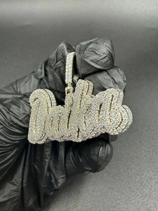 Colgante de Diamantes Estilo Hip Hop, Chapado en Plata 925, Corte Brillante Redondo, Joyería para Uso Diario Masculino - Product Image 1