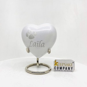 Urna funeraria blanca en forma de corazón para cenizas de adultos, recuerdo con acabado de mármol blanco, hermosa urna en forma de corazón para cenizas humanas de adultos. - Product Image 6