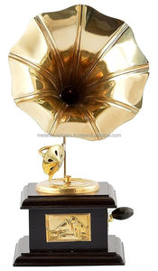 Thanh Lịch Cổ Điển Máy hát Thu Nhỏ Thủ Công <span class=keywords><strong>Antique</strong></span> Brass Nghệ Thuật Dân Gian Bộ Đồ Ăn Đánh Bóng Tùy Chỉnh Ở Nước Ở Nước ngoài Thiết Kế Kim Loại - Product Image 6