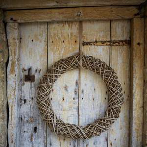Direct Factory Custom Rattan Decorate Christmas <b>Wreath</b> <b>Ring</b> With Heavy Duty <b>Wicker</b> Weave For Interior Art - Product Image 4