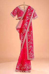 Sari de tela de seda Tabby de diseño con bordado de hilo y lentejuelas, y blusa de tela de seda Tabby con bordado de hilo y lentejuelas. - Product Image 1