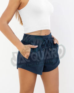 Nueva llegada, pantalones cortos casuales de verano para mujer, con botones, corte ajustado, vaqueros, lavados al ácido, de algodón, a precio económico. - Product Image 1