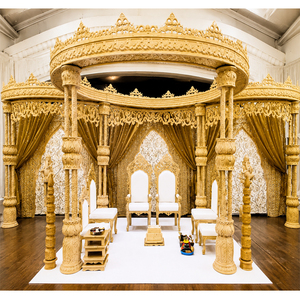 Elegante Mandap de Madera Tallado a Mano para Bodas, Mandap Indio Triveni de Madera, Conjunto de Mandap Tradicional Gujarati de Tres Pilares - Product Image 1