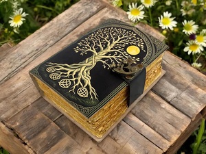 สมุดบันทึกหนังลายต้นไม้แห่งชีวิต Herb Heritage Celestial 400 หน้า สมุดเปล่าสไตล์กริโมแวร์ ลายศิลปะแวนโก๊ะ เย็บเข้าเล่มอย่างดี - Product Image 5