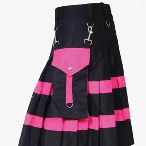 Kilt hybride moderne en tartan plissé en coton avec poches cargo amovibles, sangles latérales, boucles et anneaux - Product Image 2