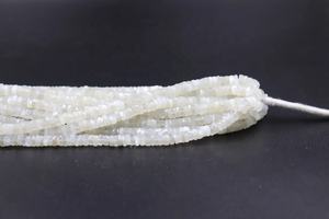 Piedras preciosas sueltas de piedra lunar blanca natural, cuentas facetadas con forma de neumático, hebras para hacer joyas, cuentas perforadas con corte de rueda - Product Image 4