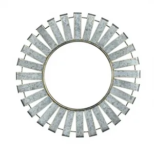 Grand miroir mural rond en métal vintage, idéal pour la décoration de fermes, de cottages et de maisons rustiques par Axiom Home Accents Design - Product Image 1