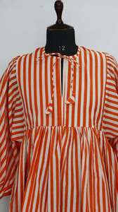 Vestido de Gasa de Algodón con Rayas Naranjas |   Vestido midi con estampado a mano - Product Image 3