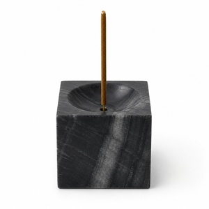 Porta Incienso de Mármol Negro Hecho a Mano, Diseño Cúbico Superior, Accesorio Decorativo de Lujo para Agarbatti con Orificio para Recoger Ceniza, Nuevo Estilo, el Mejor - Product Image 1