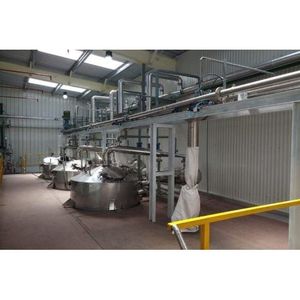 Fabricante de Plantas de Destilación de Geranio - Product Image 1