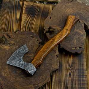 Hacha de Acero de Damasco Forjada a Mano con Mango de Madera, Hacha para Partir Leña, Herramienta para Acampar y Cazar al Aire Libre - Product Image 4