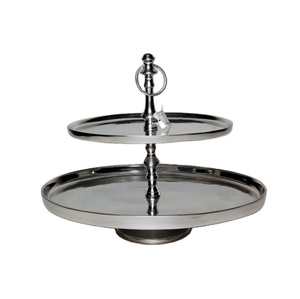 ที่วางเค้ก2ชั้นสีเงินมันวาวพร้อมคุณสมบัติแขวนสำหรับงานปาร์ตี้ในครัวและงานวันเกิด - Product Image 1