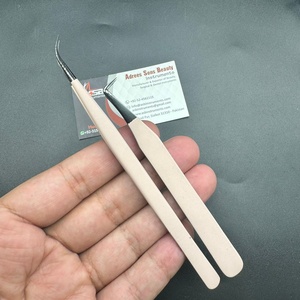 Pinzas para Pestañas de 90 Grados, Color Negro, Delgadas, de Acero Inoxidable Sostenible, con Logotipo Personalizado, Agarre Fuerte, para Extensión de Pestañas - Product Image 2