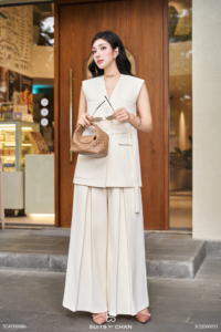 กางเกงขายาวทรงพลีทเอวสูงสำหรับผู้หญิง <span class=keywords><strong>CHRISSY</strong></span> สีพื้น ซิปสูง ทรงหลวม ใส่สบาย ไม่ยับ เหมาะสำหรับฤดูร้อน ODM - Product Image 2