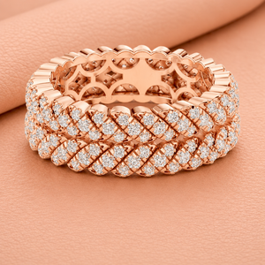Anillo de Eternidad de Diamantes Trenzado Premium para Mujer en Oro Amarillo, Blanco y Rosa, Banda Ancha, Regalo de Joyería para Aniversario - Product Image 1