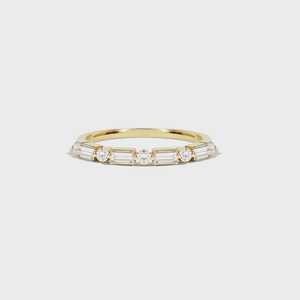 Bagues demi-éternité empilables en diamant de laboratoire taille baguette ronde, serties à griffes, pour usage quotidien, luxe, classique, bande de 2,2 mm, vente en gros - Product Image 1
