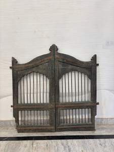 Paire de portails de jardin anciens en teck indien pour chiens, décoration polyvalente pour la maison, la cuisine, le salon, la chambre, la salle à manger, le bureau à domicile, la salle de bain - Product Image 4