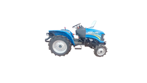 Le Sonalika GT 26 4WD est un tracteur compact de 26 CV. Il possède un moteur 3 cylindres de 1318 cm³ - Product Image 3