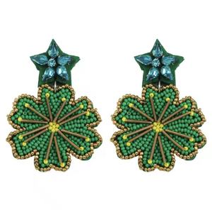 Nouveautés Boucles d'oreilles clous classiques unisexe en perles de verre faites à la main, couleur pêche dorée, style lettres, perles de rocaille roses, pour enseignant, mariage - Product Image 2