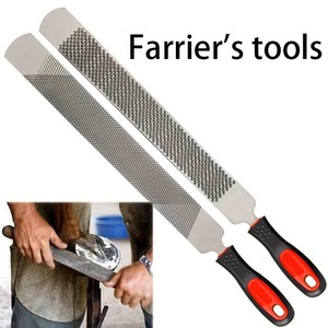 Râpe à sabots professionnelle en acier avec poignée ergonomique, lime de fermeur pour le soin et la mise en forme des sabots de cheval en écurie - Product Image 3