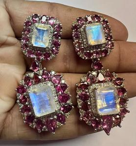 Pendientes de Diamantes Certificados de Plata de Ley 925 con Baño de Rodio de Lujo para Mujer, Turmalina Rosa Natural, Piedra Lunar Arcoíris - Product Image 1