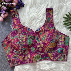 Colección de blusas sin mangas de crepé de excelente calidad y aspecto elegante con bordados, fabricante de la India. - Product Image 1