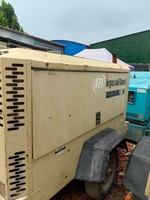 Compresseur d'air à vis diesel 400 CFM 8 bars avec moteur Cummins 11,3 m³/min portable pour l'exploitation minière, le forage et la construction