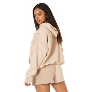 Ensemble sweat à capuche et short en molleton anti-boulochage, respirant, écologique, personnalisé, en coton, imprimé sérigraphié, au-dessus du genou, pour femme - Product Image 4