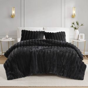 3 PCS King Size Ultrasoft Faux Fur Ribbed <b>Comforter</b> <b>Set</b> in Black - Product Image 6