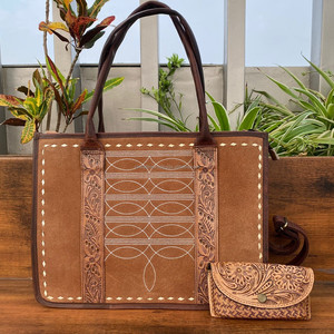 Nouvelle mode Sac fourre-tout en cuir suédé usiné à la main Étui à lunettes de soleil à motifs floraux en cuir outillé à la main Pochette à lunettes Ensembles combinés - Product Image 4