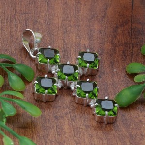 Wholesale Natural <b>Peridot</b> 925 Sterling Silver Cross Pendant Handmade Faceted Gemstone Religious Cross Pendant <b>Jewelry</b> For Women - Product Image 4