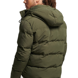 Chaqueta Acolchada con Capucha para Hombre, Color Verde Oliva, Cierre de Cremallera, Resistente al Viento, Informal de Invierno, Relleno Grueso de Poliéster, Corte Regular - Product Image 3