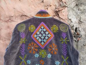 Nouveautés : Veste en velours brodée style bohème indien, veste de luxe artisanale Suzani, unisexe - Product Image 2