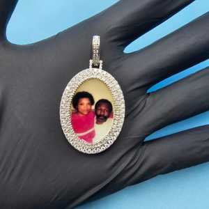 Colgante de Moissanita con Foto, Plata 925, Personalizado para Parejas, Pasa Prueba de Diamante, Lujo, Chapado en Oro 18K, Corte Brillante, Recuerdo Fotográfico - Product Image 1
