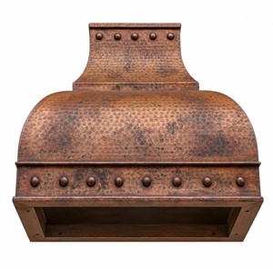 Hotte de cuisine murale en cuivre martelé, finition patineuse, décorative, type cheminée - Product Image 4