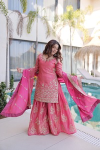 Salwar Kameez traditionnel indien pour toutes les occasions, vêtements élégants pour femmes, prix de gros, qualité supérieure - Product Image 4