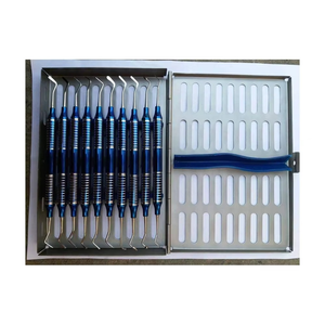 Vente directe du fabricant : Kit de 10 outils dentaires en acier inoxydable pour soins bucco-dentaires, nettoyage et blanchiment des dents, avec poignée moletée bleue - Product Image 1