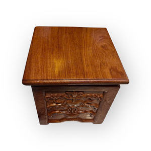 Expositor cuadrado fabricado en madera maciza de palisandro, tamaño 18x18cm. - Product Image 3