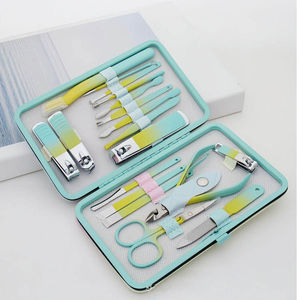 Ensemble professionnel classique de soins des ongles, manucure et pédicure, 5 en 1, coupe-ongles en acier inoxydable, outils, emballage en boîte de couleur pour adultes - Product Image 2