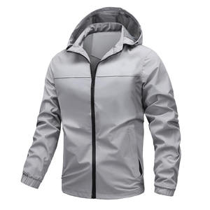 Chaqueta Cortavientos Personalizada OEM Ligera para Hombre, Rellena de Poliéster, con Capucha, para Invierno, Casual, para Exteriores, con Cierre - Product Image 2