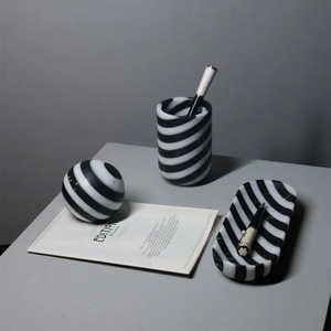 Bandeja Ovalada de Mármol con Múltiples Piedras, Bandeja Decorativa de Piedra Natural, Decoración de Lujo para el Hogar - Product Image 4