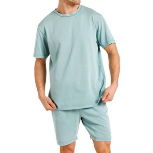 Ensemble T-shirt et short pour homme de style européen, séchage rapide, vêtements de sport légers de qualité supérieure, logo personnalisé, survêtement d'été, vente en gros - Product Image 2