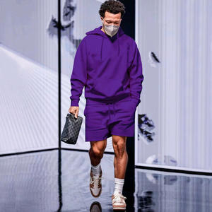 ชุดเซ็ตเสื้อฮู้ดดี้ผ้าฝ้ายพิมพ์ลายตามสั่งสำหรับผู้ชาย พร้อมกางเกงจ็อกเกอร์ผ้าระบายอากาศสำหรับฤดูใบไม้ร่วง - Product Image 3