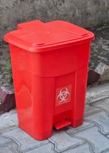 Red Rectangular Medical Waste <b>Bin</b> With <b>Lid</b> Biohazard Symbol Indoor Outdoor Hospital Use Plastic Storage Bucket - Product Image 4