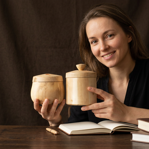 Petit selier moderne en bambou massif avec couvercle, pour sel, épices et herbes, compatible lave-vaisselle, écologique, étanche - Product Image 1
