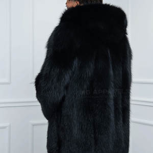 Concevez votre propre veste d'hiver pour homme avec capuche en fausse fourrure, logo personnalisable sur le devant, légère, écologique, fabriquée au Pakistan - Product Image 4